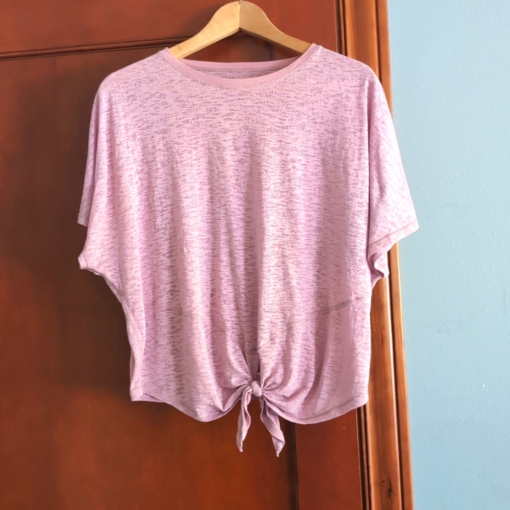 Lululemon tie front top- size L, soft pink